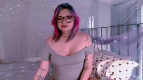 Lina2D tyan online show from 10, 6, 2026