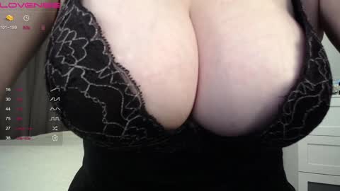 Snapshot of lina____ chatting on 8, 12, 2024 Lina online show from 8, 12, 2024