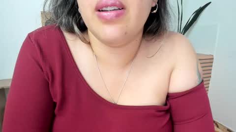 Snapshot of lina_browm chatting on 2, 5, 2026 Lina Browm online show from 2, 5, 2026