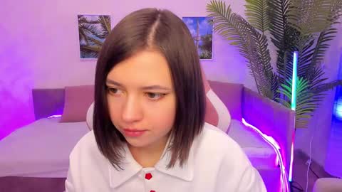 Lina online show from 11, 2, 2025