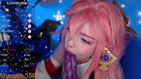 Hey im Lina Ur cosplay waifu  online show from 21, 1, 2025