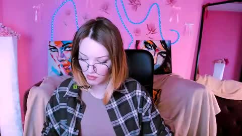 Snapshot of lina_fox12 chatting on 18, 5, 2026 lina_fox12 online show from 18, 5, 2026