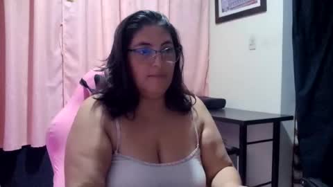 Snapshot of lina_maria99 chatting on 3, 8, 2026 Lina Mara99 online show from 3, 8, 2026