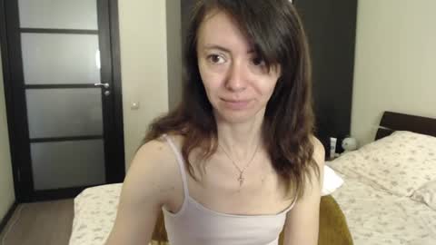 Lina Rouge online show from 8, 7, 2026