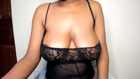 lina sexy58 online show from 17, 3, 2026