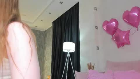 Snapshot of lina_smilee chatting on 13, 6, 2026 Lina online show from 13, 6, 2026