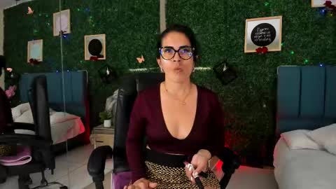 Lina  online show from 20, 11, 2025