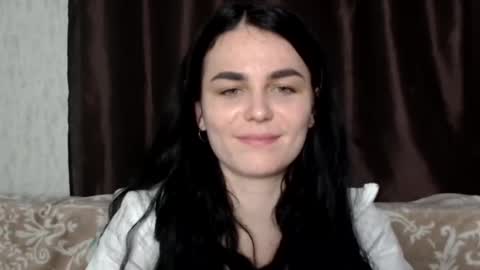 Linda online show from 4, 3, 2025