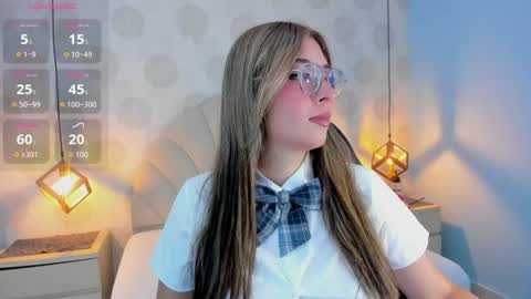Snapshot of linda_balti chatting on 7, 7, 2026 LINDA online show from 7, 7, 2026