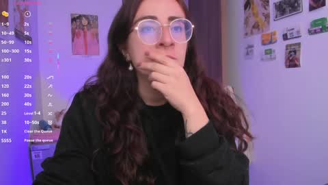 Giggles  online show from 30, 3, 2026