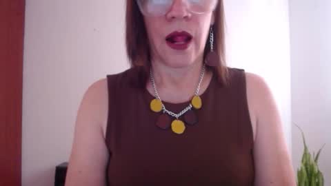 Snapshot of linda_hanna1977 chatting on 14, 1, 2026 Linda Hanna online show from 14, 1, 2026
