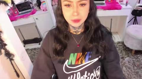 linda miller online show from 18, 11, 2025