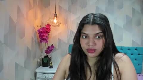 Snapshot of lindabreexlove chatting on 31, 5, 2026 online show from 31, 5, 2026