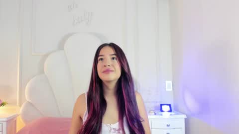 Snapshot of lindacherr chatting on 8, 8, 2026 lindacherr online show from 8, 8, 2026