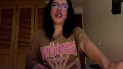 Cami online show from 4, 2, 2026