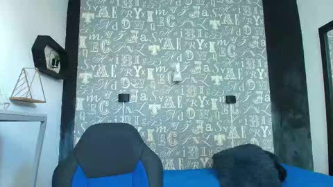 Snapshot of lindsey8 chatting on 12, 11, 2025 Lindsey online show from 12, 11, 2025