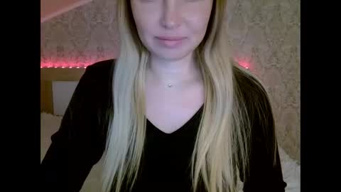 Snapshot of lindsisecret chatting on 29, 12, 2024 Anna online show from 29, 12, 2024