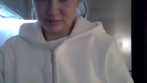 Snapshot of lindsisecret chatting on 17, 10, 2025 Anna online show from 17, 10, 2025