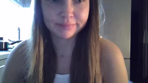 Snapshot of lindsisecret chatting on 22, 10, 2025 Anna online show from 22, 10, 2025