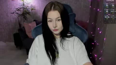 Lina online show from 4, 7, 2026