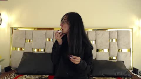 ling ling24 online show from 28, 1, 2025