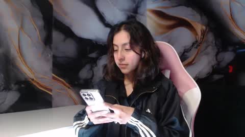 ling ling24 online show from 15, 10, 2025