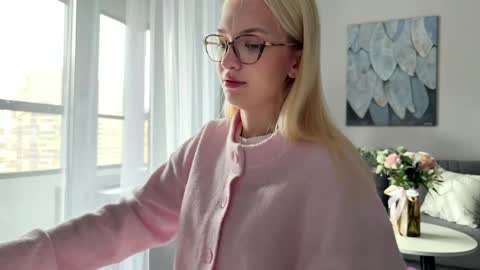 Snapshot of linneabercier chatting on 30, 4, 2026 Emma online show from 30, 4, 2026