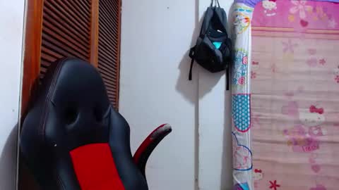 Snapshot of lion_grr chatting on 9, 11, 2025 lion_grr online show from 9, 11, 2025