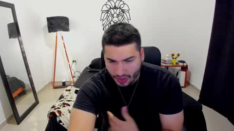 Snapshot of lionn_kingg chatting on 11, 10, 2025 Lion online show from 11, 10, 2025