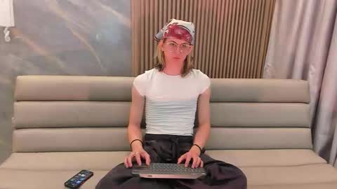 Lior evan online show from 21, 11, 2025