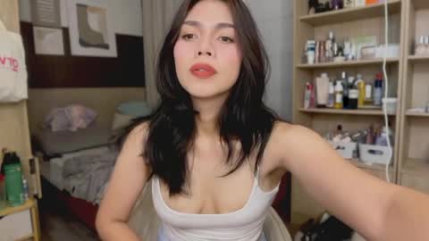 Snapshot of lioraeofophirxx chatting on 18, 4, 2026 Liora of Ophir online show from 18, 4, 2026