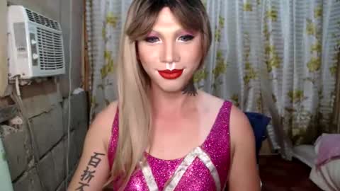 Snapshot of lipshero chatting on 12, 9, 2025 lipshero online show from 12, 9, 2025