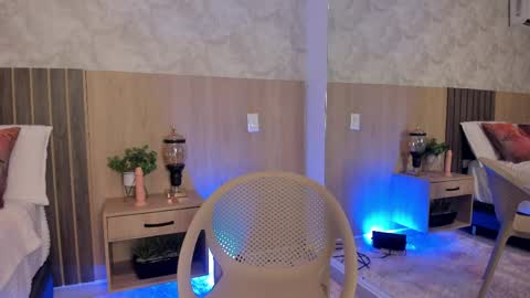 Snapshot of liriasweetie chatting on 12, 5, 2026 liria online show from 12, 5, 2026