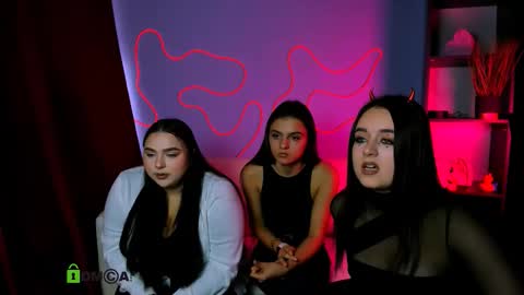 Snapshot of lisa_dark_ chatting on 31, 10, 2025 Lisa online show from 31, 10, 2025