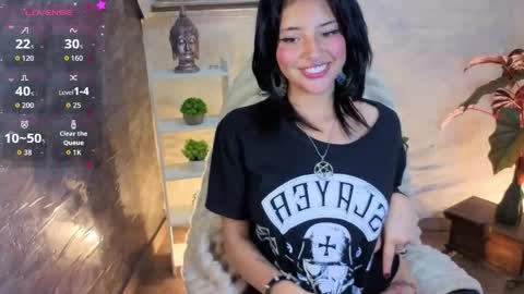 lisa dolly nyx online show from 8, 5, 2026