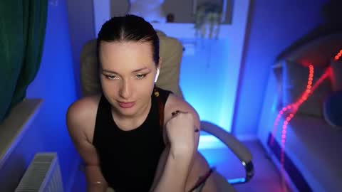 lisa_elfy online show from 3, 12, 2025