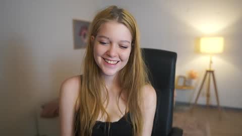 Snapshot of lisa_mccoy_ chatting on 16, 2, 2026 lisa mccoy online show from 16, 2, 2026