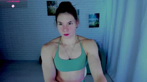 Snapshot of lisa_ree_ chatting on 26, 7, 2026 lisa online show from 26, 7, 2026
