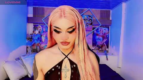lisa_sparkleee online show from 14, 4, 2026