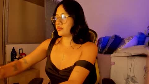 Lisa Thompson online show from 16, 11, 2025