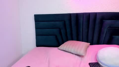 Snapshot of lisa_white_ chatting on 4, 2, 2025 lisa white online show from 4, 2, 2025