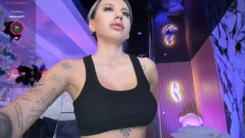 Snapshot of lisaakira chatting on 23, 4, 2026 onlyfans-lisaakira instagram-lisaakira9 twitter-lisaakira4 online show from 23, 4, 2026