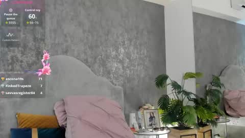 Snapshot of lisacroft chatting on 16, 5, 2026 lisacroft online show from 16, 5, 2026