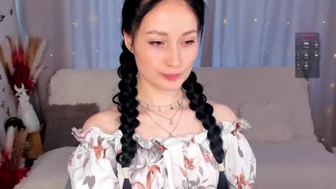 Snapshot of lisamooore chatting on 14, 2, 2025 Lisa Moore online show from 14, 2, 2025