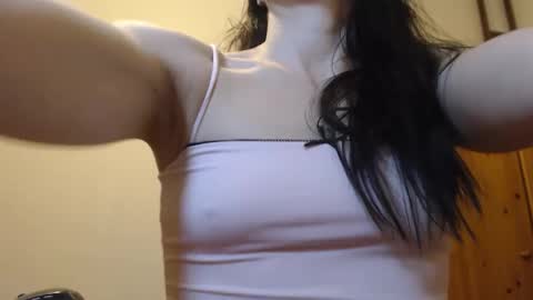 Snapshot of lisaskybaby chatting on 26, 4, 2026 Lisaskybaby online show from 26, 4, 2026