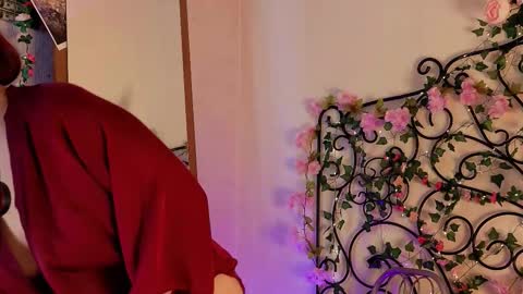 Snapshot of lisavamp chatting on 1, 10, 2025 LisaVamp online show from 1, 10, 2025