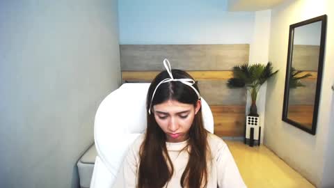 Liseth Fox online show from 9, 12, 2024