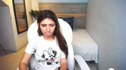 Liseth Fox online show from 20, 12, 2024