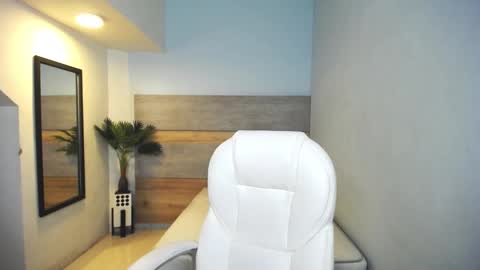 Liseth Fox online show from 14, 1, 2025