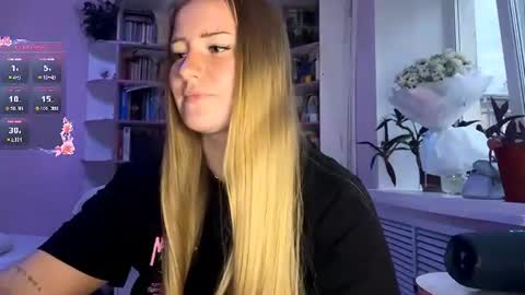 Snapshot of lisi_kiss_ chatting on 3, 7, 2026 Aurora online show from 3, 7, 2026